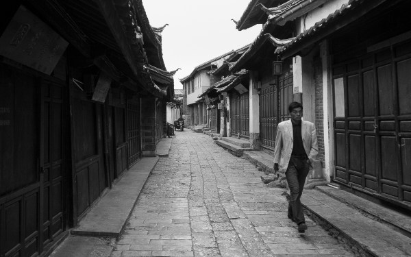 You Have To Wake Up Very Early To Get A Shot Like This